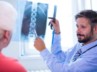 what are the treatment options for spinal tumors?